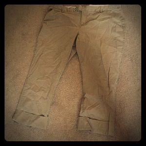 Old Navy Beige Cuff Capris Size 14